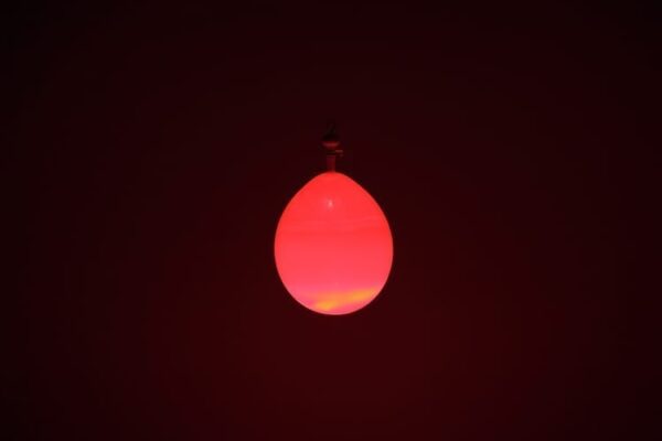 LED Balloon Lamp (Red)