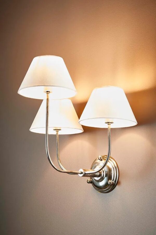 Classical 3 Arms Wall Light