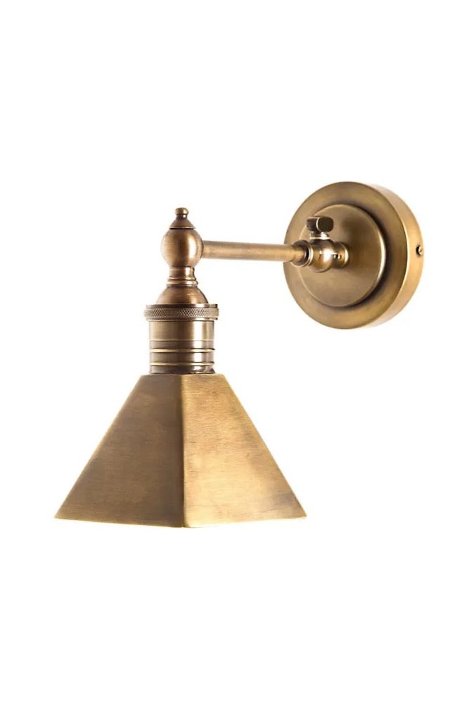 Metal shade outlet sconce